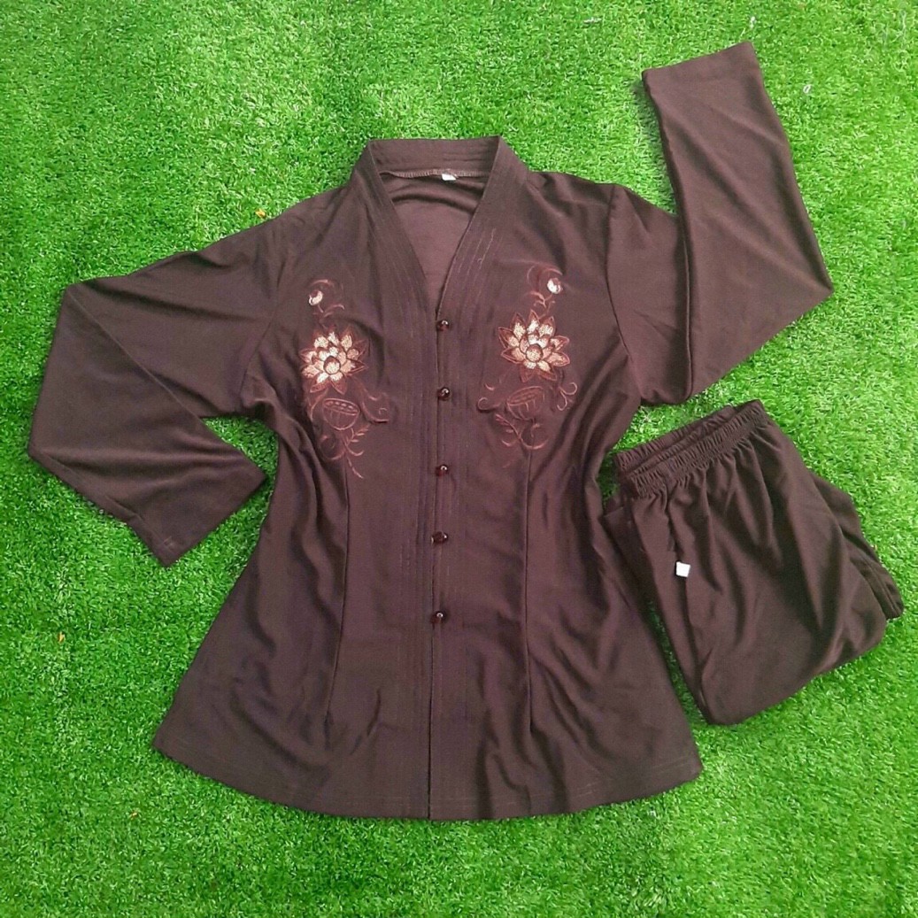 Bà lai tim nút nhựa thun (nâu)